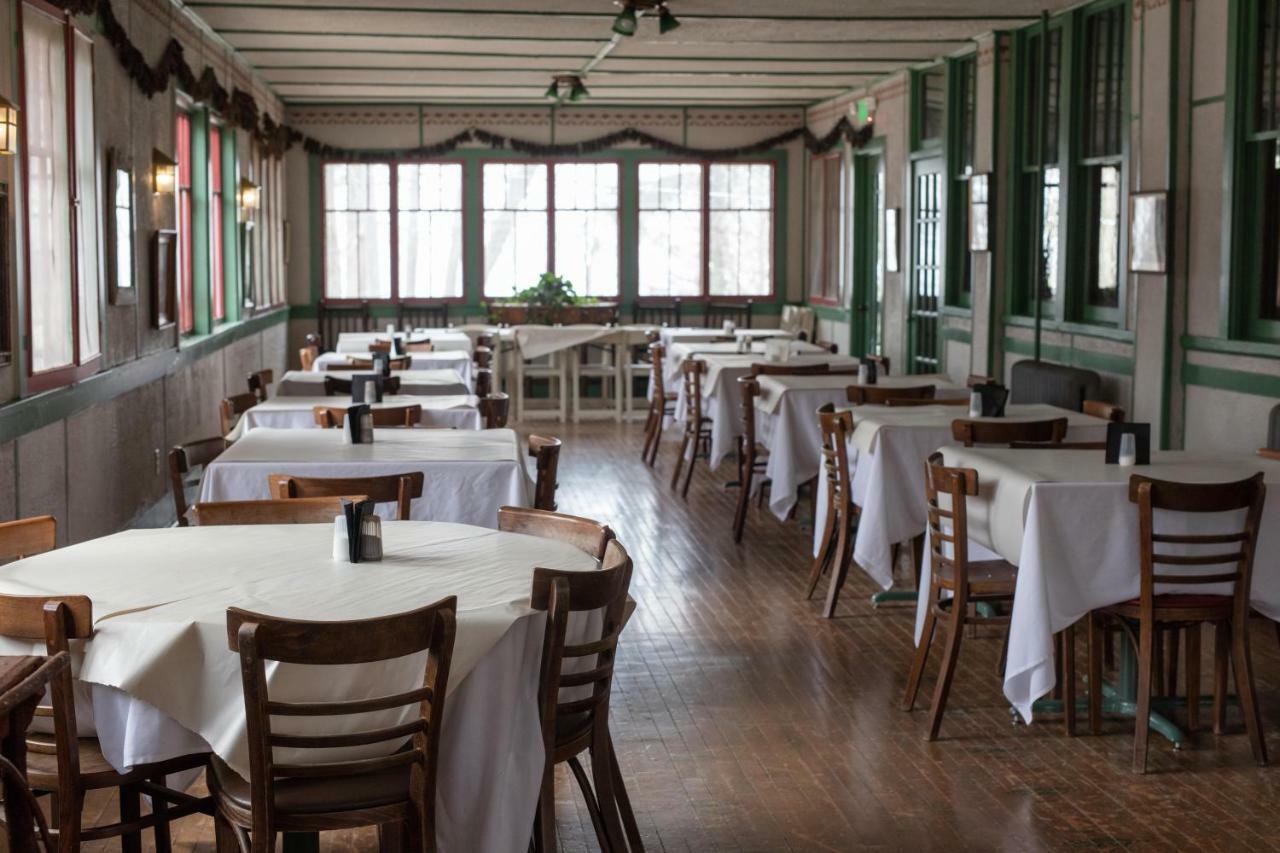 Lakeside Inn エクステリア 写真